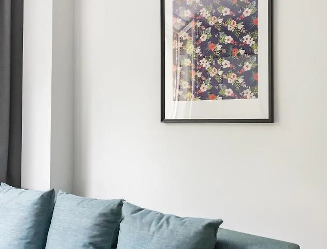 Wola Comfort #2 By Bookinghost